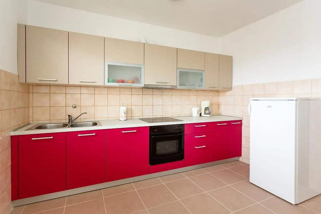 Apartment Nevenka 크르크